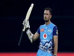 
      
      BBL:  Adelaide Strikers defeat Perth Scorchers by 15 runs
      
      