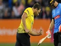 
      
      Warwickshire County sign spinner Jake Lintott for Vitality Blast
      
      