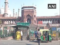 
      
      People stay indoors in Jama Masjid, Daryaganj area during...
      
      