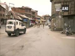 
      
      J-K: Terrorists hurl grenade at security forces in Nawa...
      
      