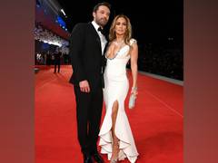 
      
      Jennifer Lopez, Ben Affleck make their red carpet debut at...
      
      