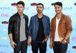 
      
      The Jonas Brothers share their story about coming back together
      
      
