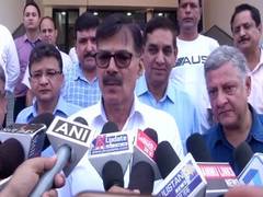 
      
      Advisor to the J-K Guv asks media to follow professional ethics 
      
      