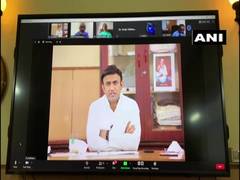 
      
      K'taka Medical Education Minister holds meeting with private,...
      
      