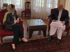 
      
      UN special envoy meets Hamid Karzai, discusses humanitarian...
      
      