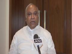 
      
      Karnataka: Cong leader Kharge welcomes SC decision on...
      
      