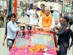 
      
      Haryana: CM Khattar conducts roadshow in Kurukshetra
      
      