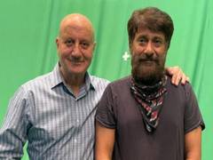 
      
      Anupam Kher, Vivek Agnihotri wrap up shooting for 'Kashmir Files'
      
      