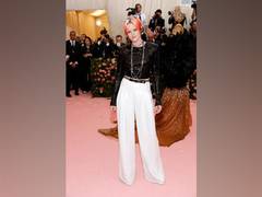 
      
      Kristen Stewart talks about late designer Karl Lagerfeld
      
      