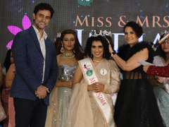 
      
      VG Miss & Mrs India 2022 Beauty Pageant grand finale held in Delh
      
      