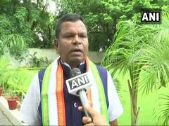 
      
      Statement misconstrued: C'garh Min on asking students to grab...
      
      