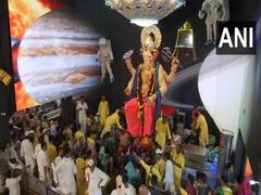 
      
      Mumbai: Devotees offer prayers at Lalbaugcha Raja pandal as...
      
      