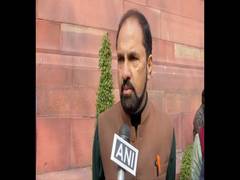 
      
      Mufti, Omar not militants or anti-national: Nazir Ahmad Laway...
      
      