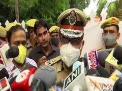 
      
      Minor daughter of railway official shoots mother, brother dead
      
      