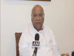 
      
      Congress firm there's no need for inquiry committee on RS...
      
      