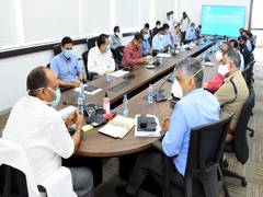 
      
      Central team discusses flood relief measures with Telangana...
      
      