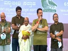 
      
      Former Indian cricketers participate in wildlife awareness program
      
      