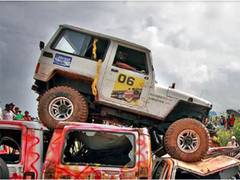 
      
      Mahindra & Mahindra Q4 net profit rises 17 pc to Rs 1,167 crore
      
      