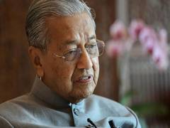 
      
      Former Malaysian PM says his contentious remarks at UNGA...
      
      