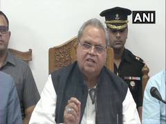 
      
      Satya Pal Malik announces 50 new colleges for J-K
      
      