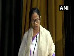 
      
      Mamata writes to Sharad Pawar, urges for opposition joining...
      
      