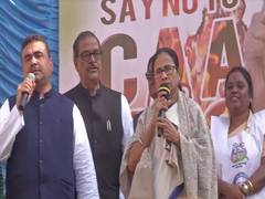 
      
      Come together and isolate BJP: Mamata Banerjee
      
      