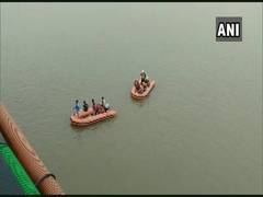 
      
      CCD founder Siddhartha was last seen on Netravati Bridge...
      
      