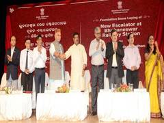 
      
      Union Minister Sinha accuses Patnaik of delaying various...
      
      