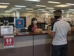 
      
      Nationwide mask mandate instead of lockdown could save 5 pc...
      
      