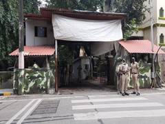 
      
      Security tightened at Matoshree, after suspicious calls...
      
      