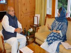 
      
      Mehbooba meets Governor to discuss prevailing political,...
      
      