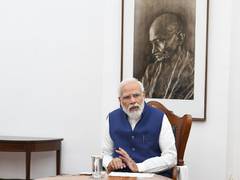 
      
      PM Modi chairs meeting on cyclone-related situation 
      
      