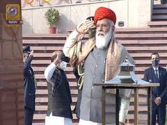 
      
      Republic Day: PM Modi pays tribute to fallen soldiers at...
      
      