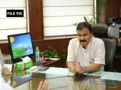 
      
      Govt planning to privatise 20-25 airports: AAI chairman
      
      