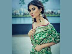 
      
      Mouni Roy wishes a Scrumptious Durgopujo with India Gate Super
      
      