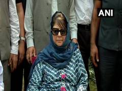
      
      J-K: PDP defers 10-member delegation meet with Mehbooba Mufti
      
      