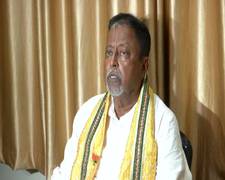 
      
      Mukul Roy lashes out at Mamata, says BJP will abide by EC...
      
      