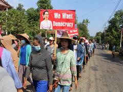 
      
      Myanmar: 701 killed, 3,100 people detained, 650 arrest...
      
      