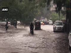 
      
      Heavy rains lead to waterlogging in Nashik
      
      