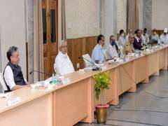 
      
      Bihar CM holds meeting to review flood preparedness
      
      