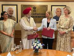
      
      ONGC inks MoU with Norway's Equinor on clean energy
      
      