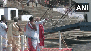 
      
      PM Modi offers prayers at Dashashwamedh Ghat in Varanasi
      
      
