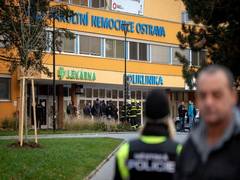 
      
      Czech hospital attack: Suspect shoots himself
      
      