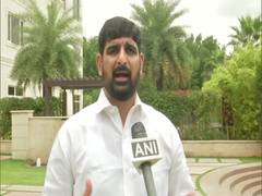 
      
      Padi Kaushik Reddy to "unconditionally' join TRS party
      
      