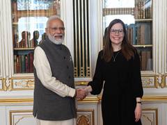 
      
      PM Modi meets Iceland PM Katrin Jakobsdottir, discusses trade
      
      