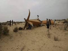 
      
      2 pilots die in Pakistan plane crash
      
      