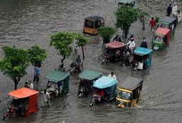 
      
      8 dead as rains wreck havoc in northwest Pakistan
      
      