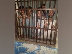 
      
      Pakistan: Students body condemns police brutality on Pakhtuns...
      
      