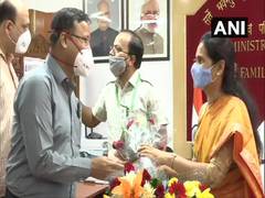 
      
      Will work towards 'Sawasth Bharat', says MoS Health Bharati...
      
      
