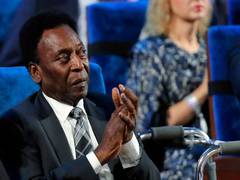 
      
      Pele 'stable' after suffering breathing difficulties
      
      